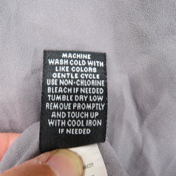 Torrid Shirt Womens Size 4X Gray Kaftan Sleeveless Blouse V Neck Button Front - Picture 6 of 8